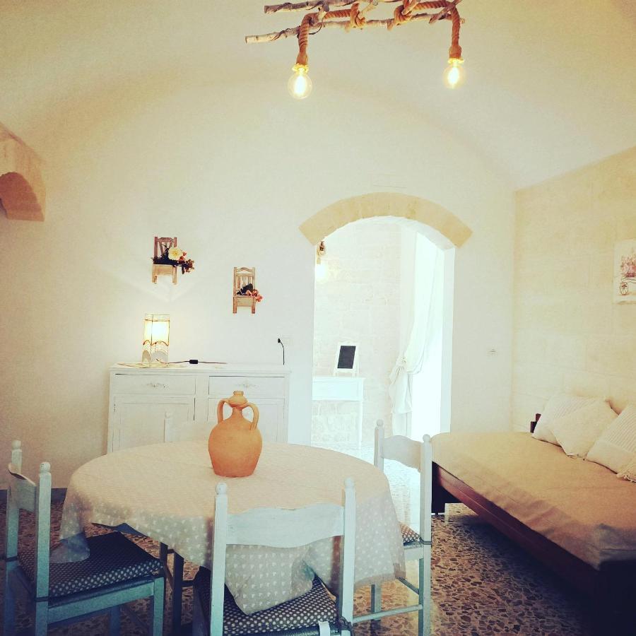 Trulli Di Nonna Palma Villa Locorotondo Exterior photo
