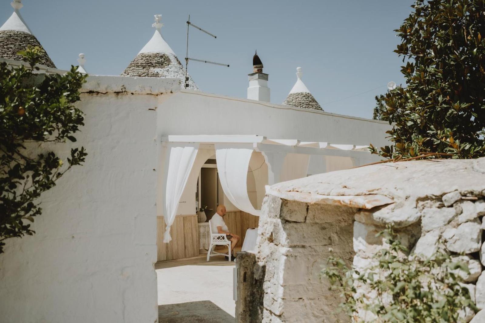 Trulli Di Nonna Palma Villa Locorotondo Exterior photo