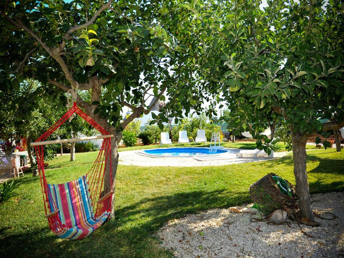 Trulli Di Nonna Palma Villa Locorotondo Exterior photo