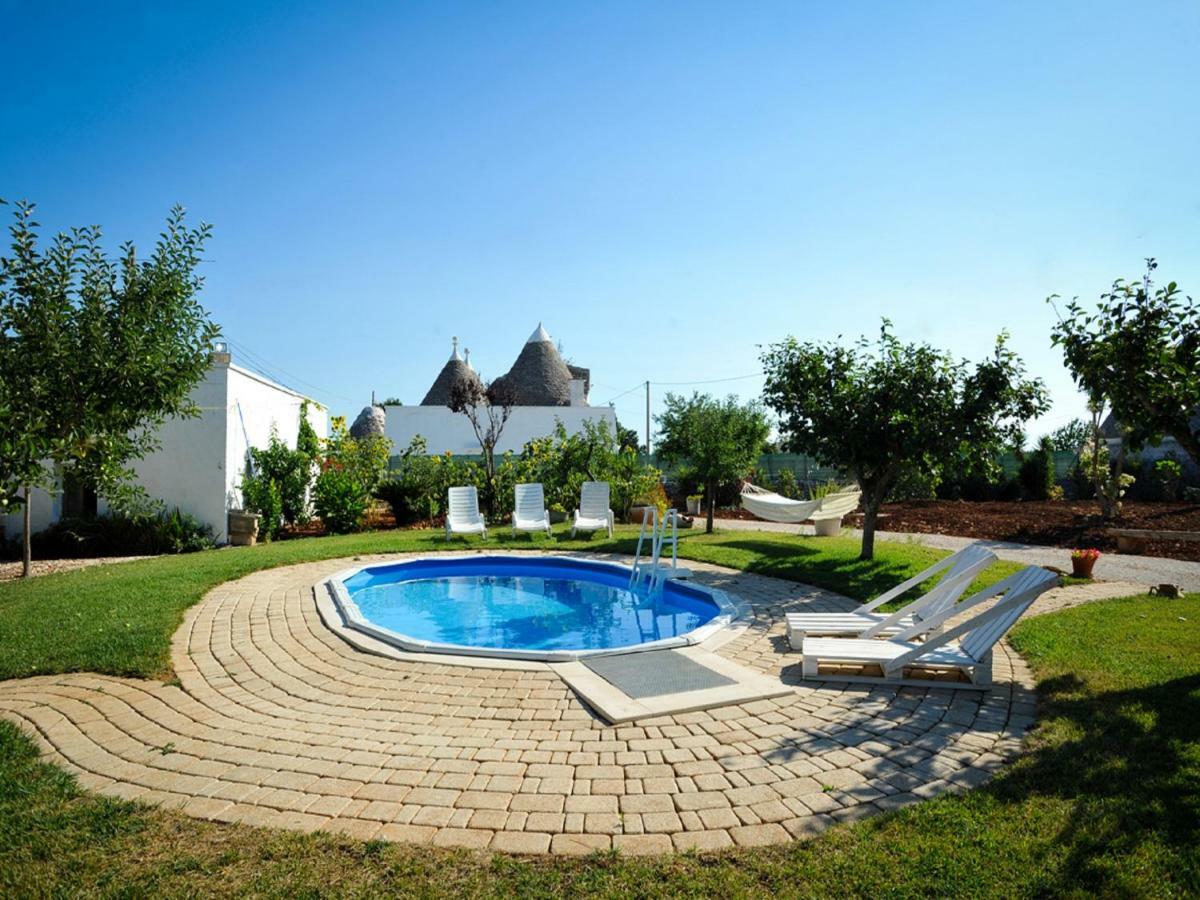 Trulli Di Nonna Palma Villa Locorotondo Exterior photo