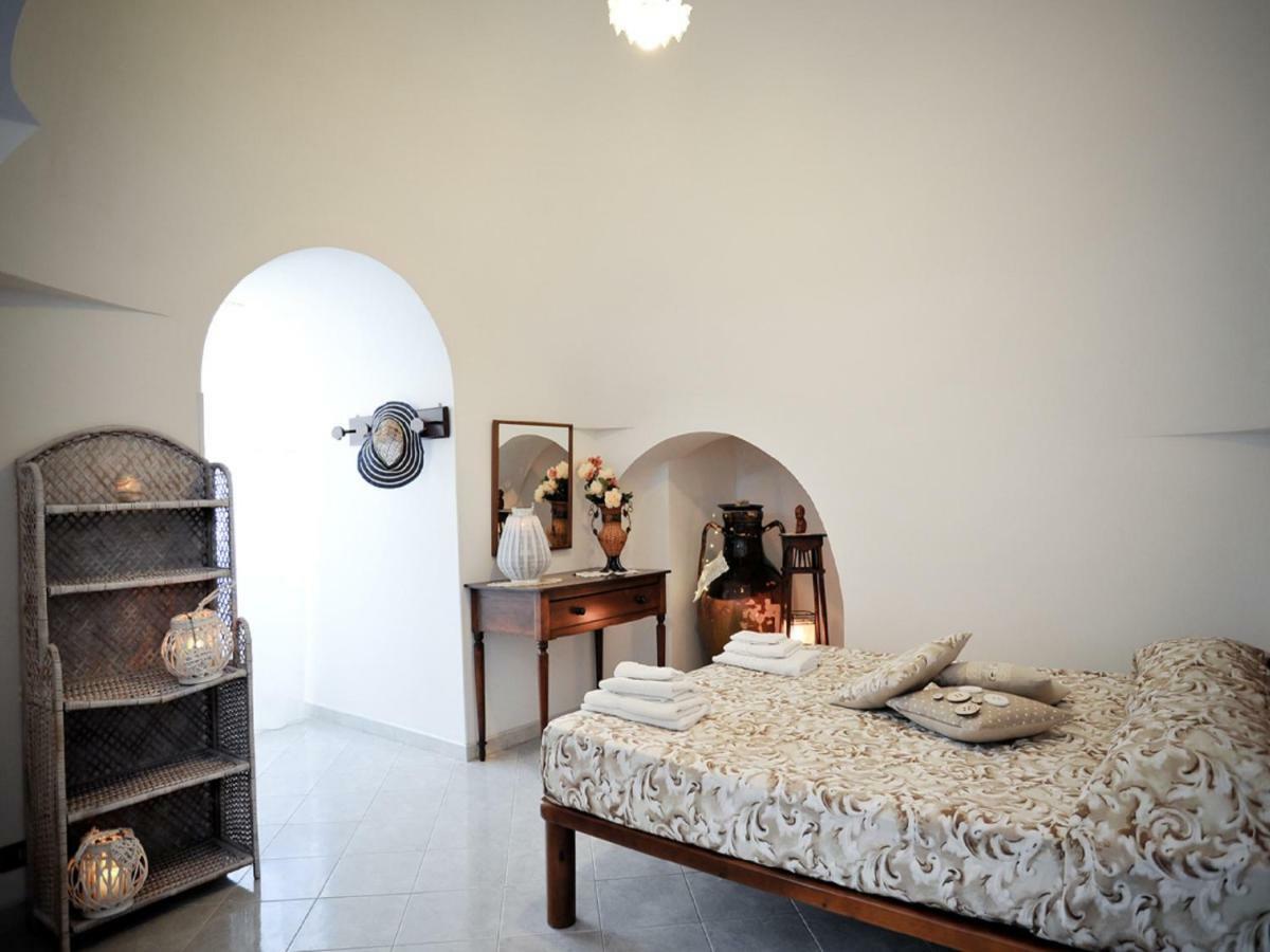 Trulli Di Nonna Palma Villa Locorotondo Exterior photo