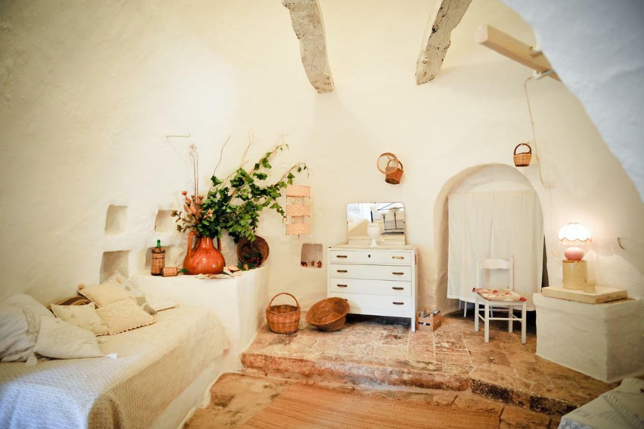 Trulli Di Nonna Palma Villa Locorotondo Exterior photo